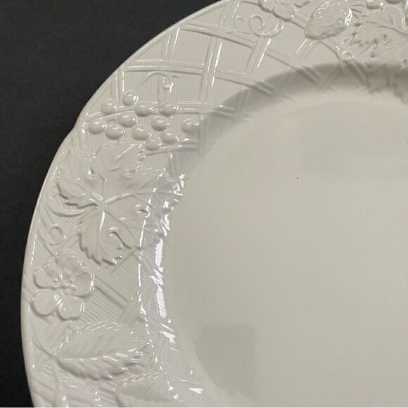 Mikasa English Countryside White 11” Stoneware Dinner Plate Set of 2 - Picture 8 of 16